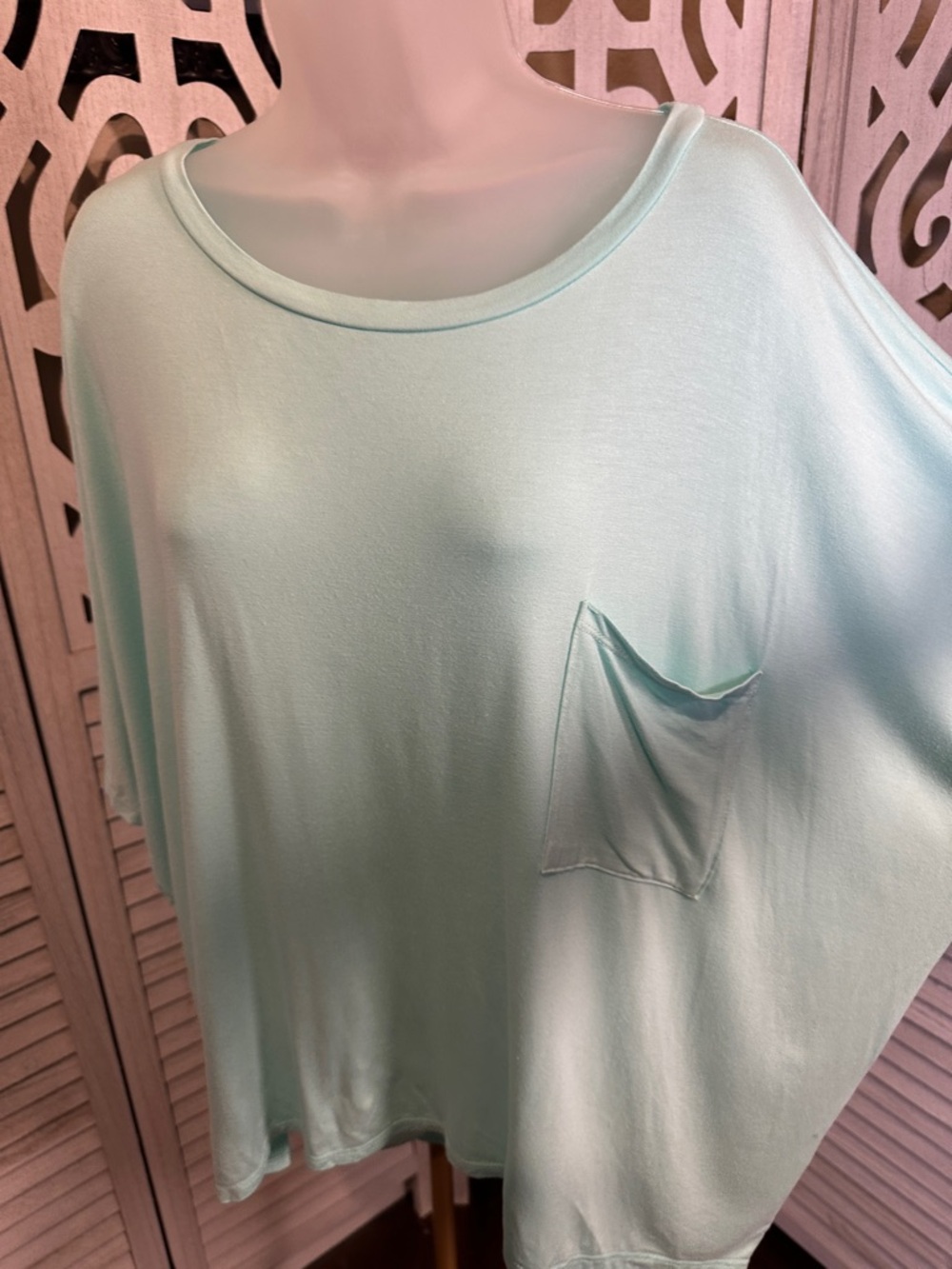 Talula Mint Green Oversized Pocket Tee Dolman Sleeve size M